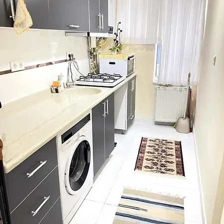 Apartment In Historic Uskudar