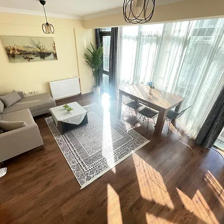 Apartment In Historic Uskudar Istanbul